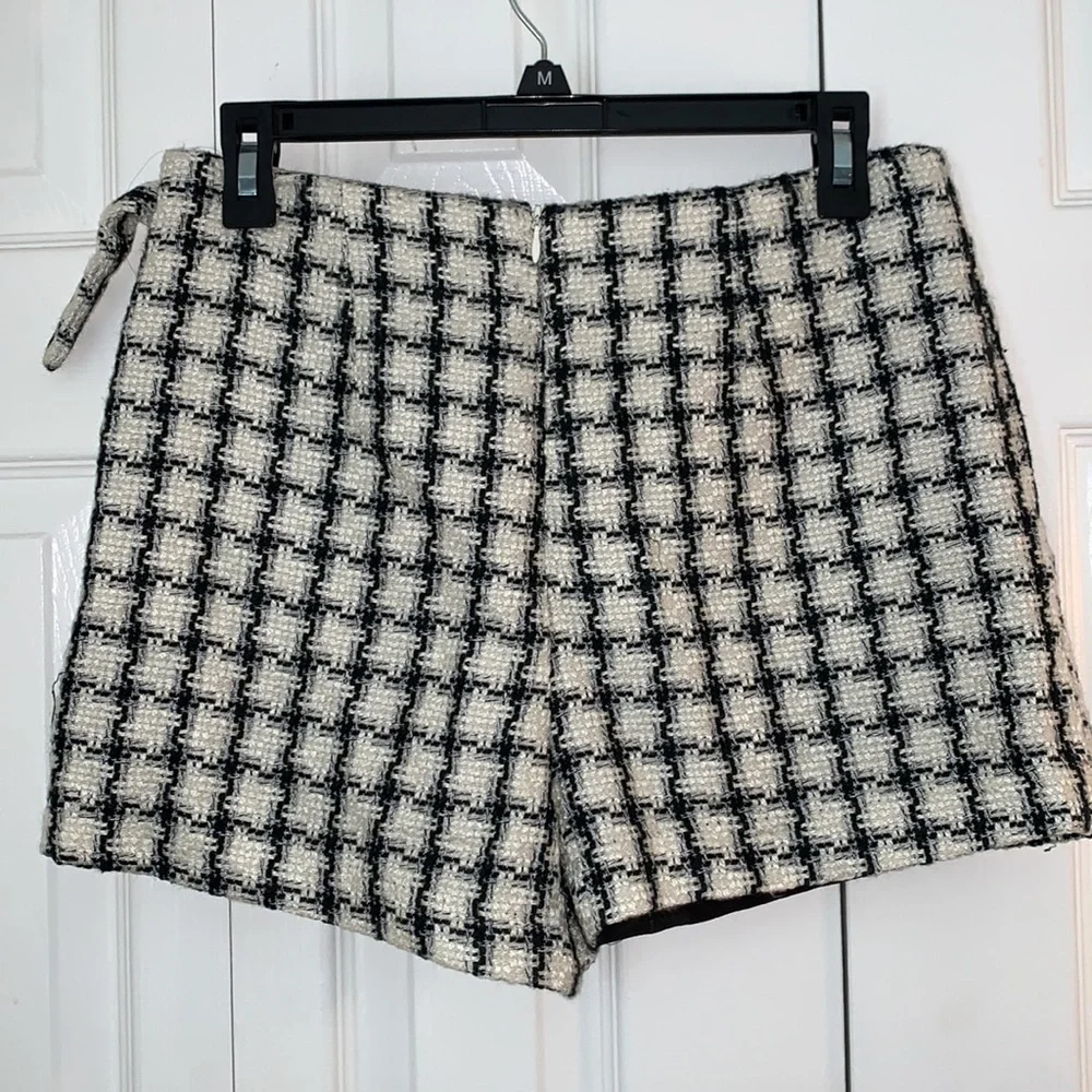 Forever 21 Wrap front skort - Picture 3 of 4